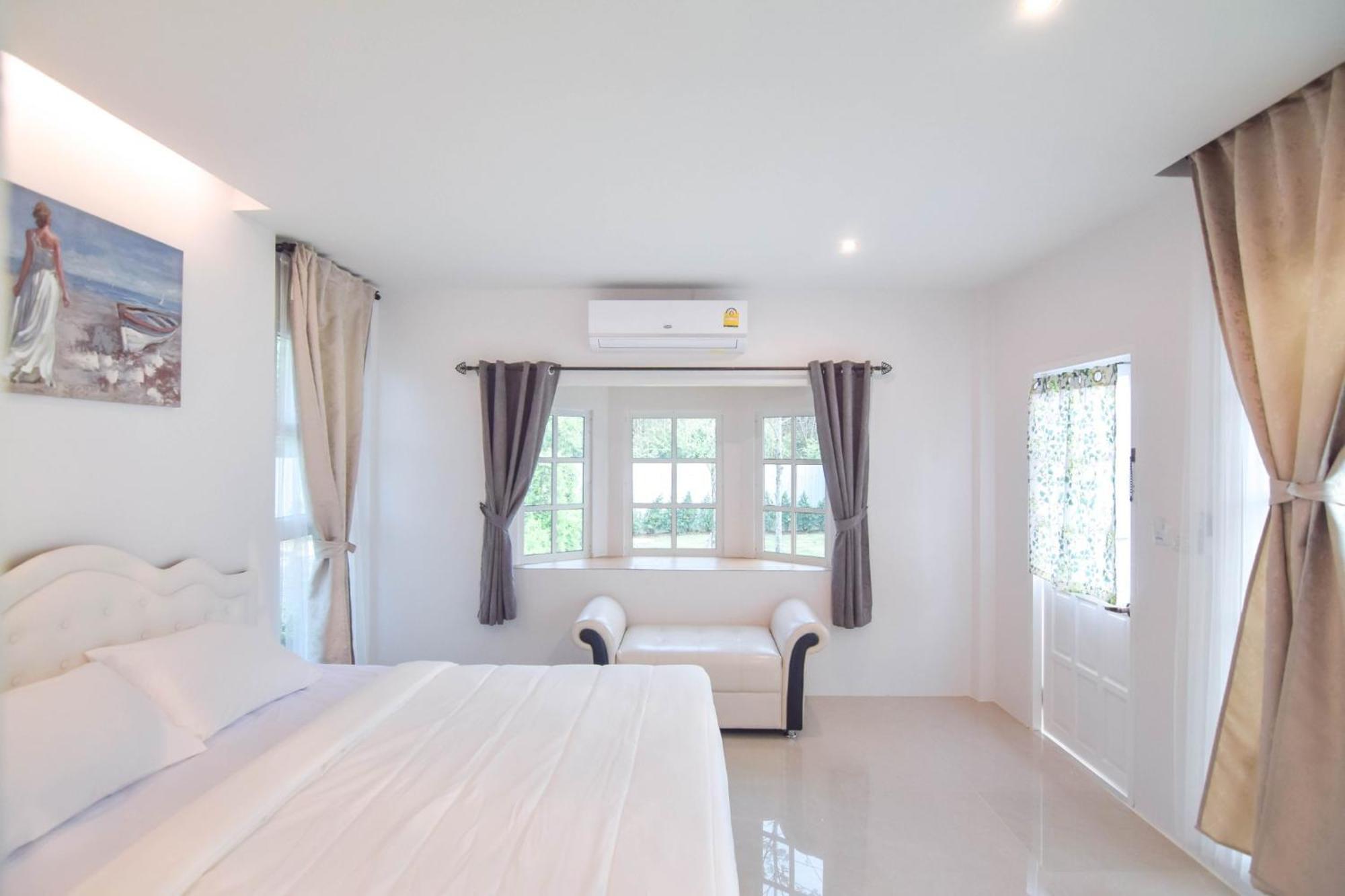 Je T'Aime Cafe & Villa Sing Buri Quarto foto